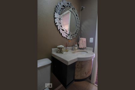 Apartamento à venda com 195m², 4 quartos e 3 vagasBanheiro