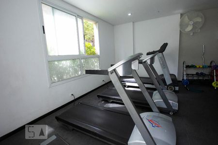 Apartamento à venda com 195m², 4 quartos e 3 vagasÁrea comum - Academia