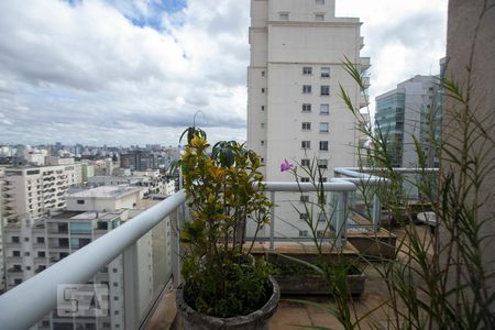 Apartamento à venda com 195m², 4 quartos e 3 vagasVista