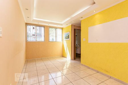 Sala  de apartamento para alugar com 2 quartos, 48m² em Vila Sílvia, São Paulo