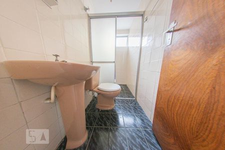 Apartamento para alugar com 34m², 1 quarto e sem vaga Apartamento para alugar com 34m², 1 quarto e sem vagaBanheiro