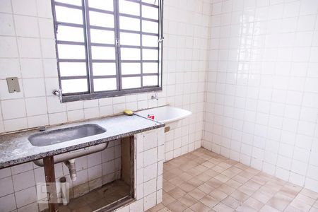 Apartamento para alugar com 120m², 3 quartos e sem vaga Apartamento para alugar com 120m², 3 quartos e sem vagaCozinha e Área de Serviço