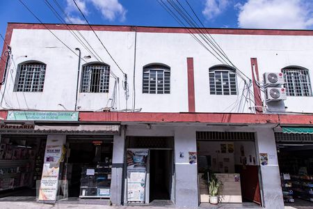 Apartamento para alugar com 120m², 3 quartos e sem vaga Apartamento para alugar com 120m², 3 quartos e sem vagaFachada