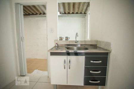 Cozinha de casa para alugar com 1 quarto, 40m² em Jardim Oriental, São Paulo