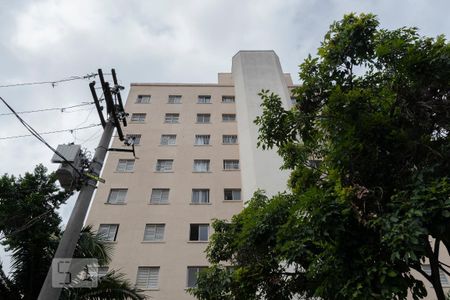 Apartamento à venda com 52m², 2 quartos e 1 vaga Apartamento à venda com 52m², 2 quartos e 1 vagaFachada
