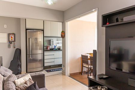 Sala de apartamento para alugar com 2 quartos, 57m² em Vila Gumercindo, São Paulo