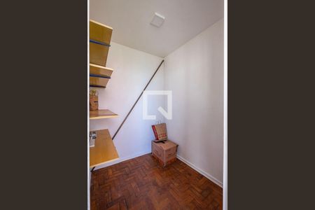 Quarto de Serviço de apartamento à venda com 2 quartos, 84m² em Jardim Paulista, São Paulo