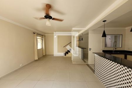 Casa de Condomínio para alugar com 3 quartos, 92m² em Vila Brasilio Machado, São Paulo
