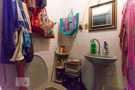 Banheiro de apartamento à venda com 1 quarto, 25m² em Laranjeiras, Rio de Janeiro