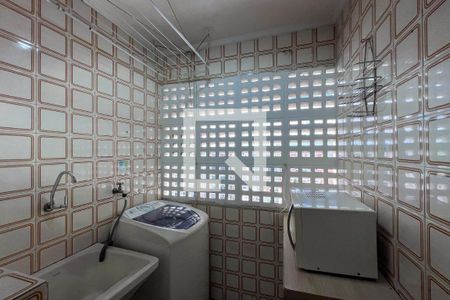 Apartamento para alugar com 32m², 1 quarto e 1 vaga Apartamento para alugar com 32m², 1 quarto e 1 vagaCozinha e área de serviço