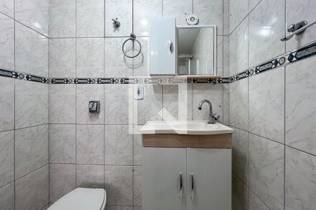 Banheiro de apartamento para alugar com 1 quarto, 32m² em Liberdade, São Paulo