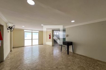 Apartamento para alugar com 32m², 1 quarto e 1 vaga Apartamento para alugar com 32m², 1 quarto e 1 vagaÁrea comum - Salão de festas