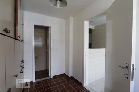 Apartamento para alugar com 116m², 3 quartos e 2 vagasDetalhe da area de serviço