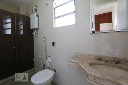 Banheiro suite de apartamento para alugar com 3 quartos, 116m² em Freguesia de Jacarepaguá, Rio de Janeiro