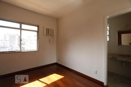 Quarto suite 1 de apartamento para alugar com 3 quartos, 116m² em Freguesia de Jacarepaguá, Rio de Janeiro