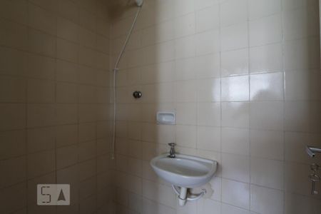 Apartamento para alugar com 116m², 3 quartos e 2 vagasBanheiro de Serviço