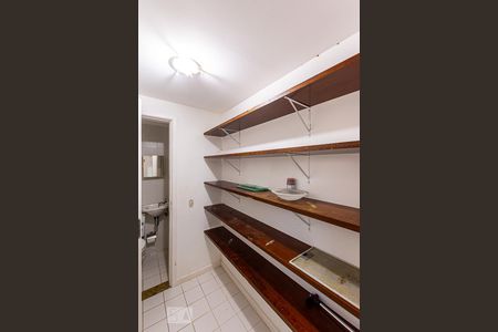 Apartamento à venda com 80m², 2 quartos e 2 vagas Apartamento à venda com 80m², 2 quartos e 2 vagasQuarto/Banheiro de Serviço