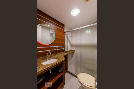 Apartamento à venda com 80m², 2 quartos e 2 vagas Apartamento à venda com 80m², 2 quartos e 2 vagasBanheiro