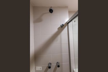 Apartamento à venda com 80m², 2 quartos e 2 vagas Apartamento à venda com 80m², 2 quartos e 2 vagasBanheiro