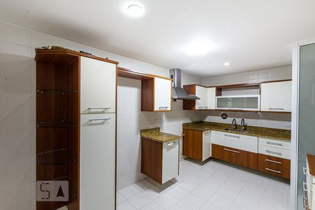 Apartamento à venda com 80m², 2 quartos e 2 vagas Apartamento à venda com 80m², 2 quartos e 2 vagasCozinha