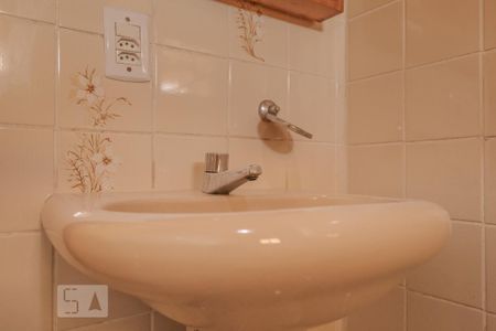 Casa para alugar com 286m², 6 quartos e 4 vagasBanheiro 4