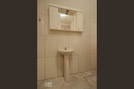 Casa para alugar com 286m², 6 quartos e 4 vagasBanheiro 1