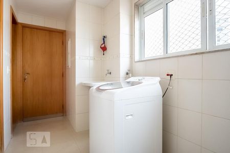 Apartamento à venda com 150m², 4 quartos e 3 vagas Apartamento à venda com 150m², 4 quartos e 3 vagasLavanderia