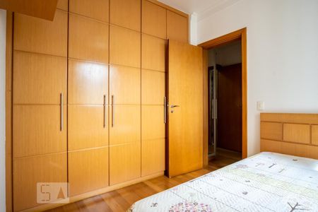 Apartamento à venda com 150m², 4 quartos e 3 vagas Apartamento à venda com 150m², 4 quartos e 3 vagasQuarto 3