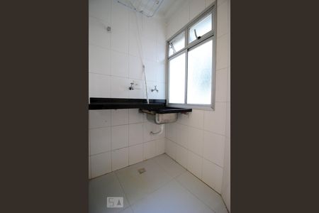 Apartamento para alugar com 64m², 2 quartos e 1 vagaÁrea de Serviço