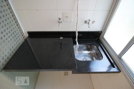 Apartamento para alugar com 64m², 2 quartos e 1 vagaPia da Área de Serviço