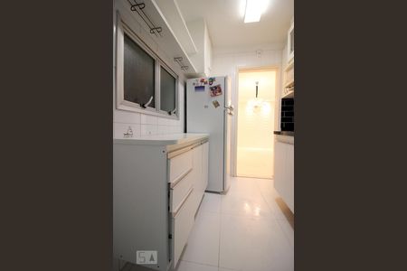 Apartamento para alugar com 64m², 2 quartos e 1 vagaCozinha