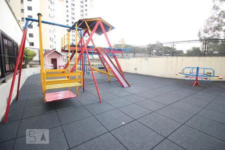 Apartamento para alugar com 64m², 2 quartos e 1 vagaÁrea Comum - Playground