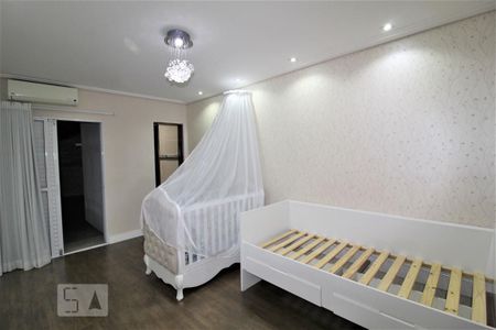 Casa para alugar com 200m², 2 quartos e 2 vagasSuite 2