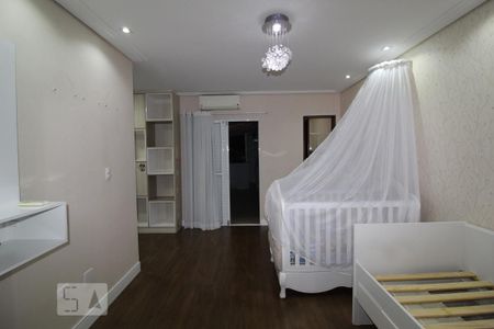 Casa para alugar com 200m², 2 quartos e 2 vagasSuite 2