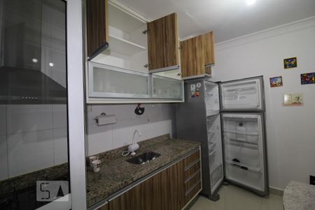 Casa para alugar com 200m², 2 quartos e 2 vagasCozinha