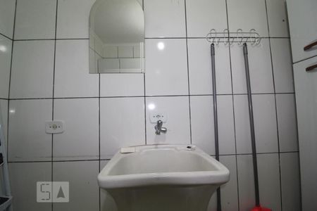 Casa para alugar com 200m², 2 quartos e 2 vagasArea serviço