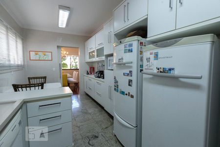 Apartamento para alugar com 172m², 3 quartos e 3 vagasCozinha