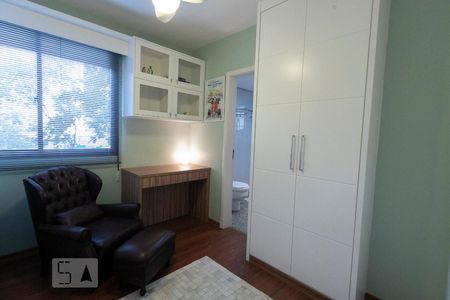 Apartamento para alugar com 172m², 3 quartos e 3 vagassuíte 2