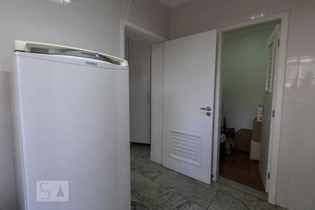 Apartamento para alugar com 172m², 3 quartos e 3 vagasÁrea de Serviço