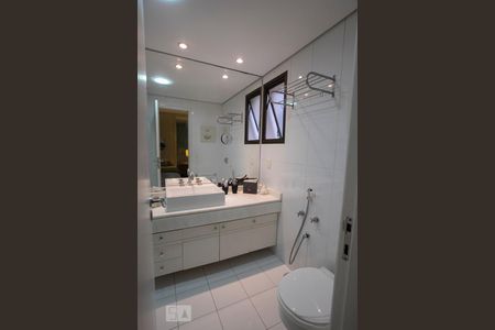 Apartamento para alugar com 172m², 3 quartos e 3 vagassuíte 3