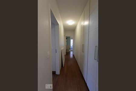Apartamento para alugar com 172m², 3 quartos e 3 vagasCorredor