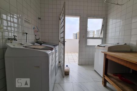 Studio para alugar com 65m², 1 quarto e 1 vaga Studio para alugar com 65m², 1 quarto e 1 vagaÁrea comum - Lavanderia