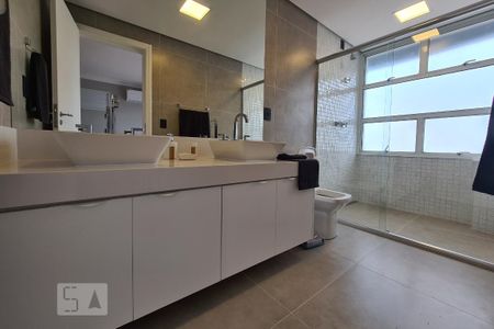 Studio para alugar com 65m², 1 quarto e 1 vaga Studio para alugar com 65m², 1 quarto e 1 vagaBanheiro Quarto