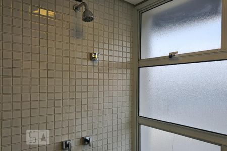 Studio para alugar com 65m², 1 quarto e 1 vaga Studio para alugar com 65m², 1 quarto e 1 vagaDetalhe Banheiro Quarto