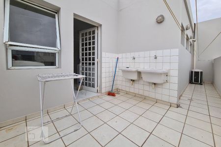 Studio para alugar com 65m², 1 quarto e 1 vaga Studio para alugar com 65m², 1 quarto e 1 vagaÁrea comum - Lavanderia