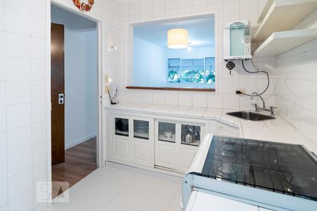 Apartamento para alugar com 74m², 3 quartos e 1 vaga Apartamento para alugar com 74m², 3 quartos e 1 vagaCozinha