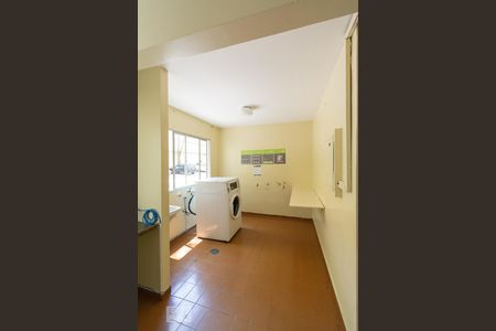 Apartamento para alugar com 74m², 3 quartos e 1 vaga Apartamento para alugar com 74m², 3 quartos e 1 vagaLavanderia