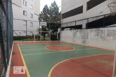 Apartamento à venda com 65m², 2 quartos e 1 vagaÁrea comum - Quadra