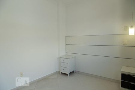 Casa de condomínio para alugar com 268m², 5 quartos e 2 vagasQuarto 2