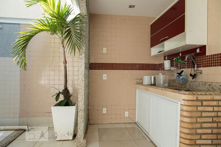 Casa de condomínio para alugar com 268m², 5 quartos e 2 vagasÁrea Externa